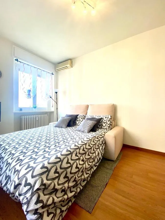 Modern Flat Centrale-Bicocca-Niguarda Milan Italy